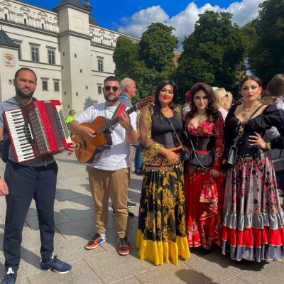 Цыганский фольклорный ансамбль Ameroma