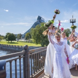 Līgavu parāde - 2016. Rīga.-